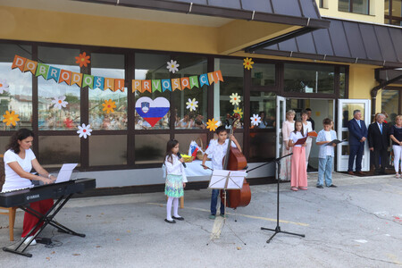 SPREJEM PRVOŠOLČKOV CERKNICA 15 FOTO LJUBO VUKELIČ